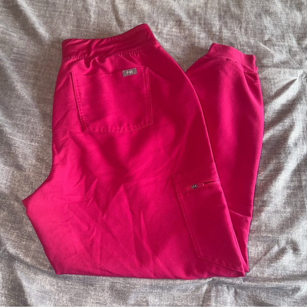 Figs Women's Pants in Bright Pink